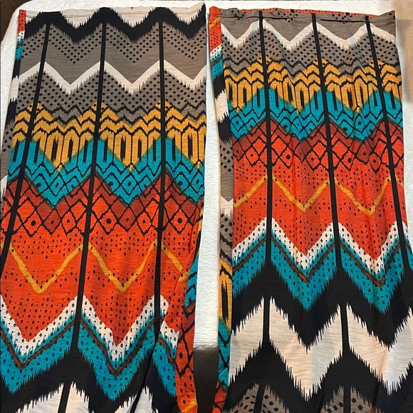 Codigo Colorful Chevron Geometric Pattern Wide Leg Leggings - Picture 2 of 10